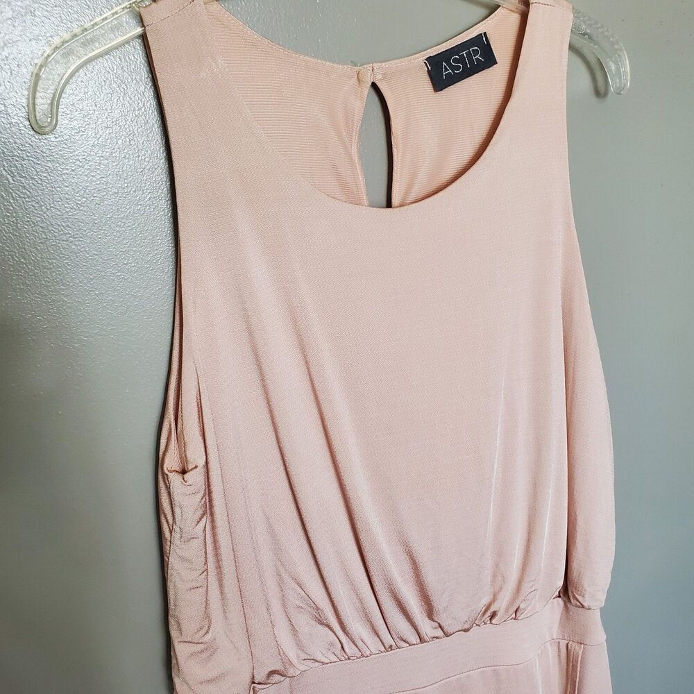 ASTR Dress Womens Size Large Blushed Pink Sleeveless Asymmetrical Hem Stretchy - Picture 2 of 8